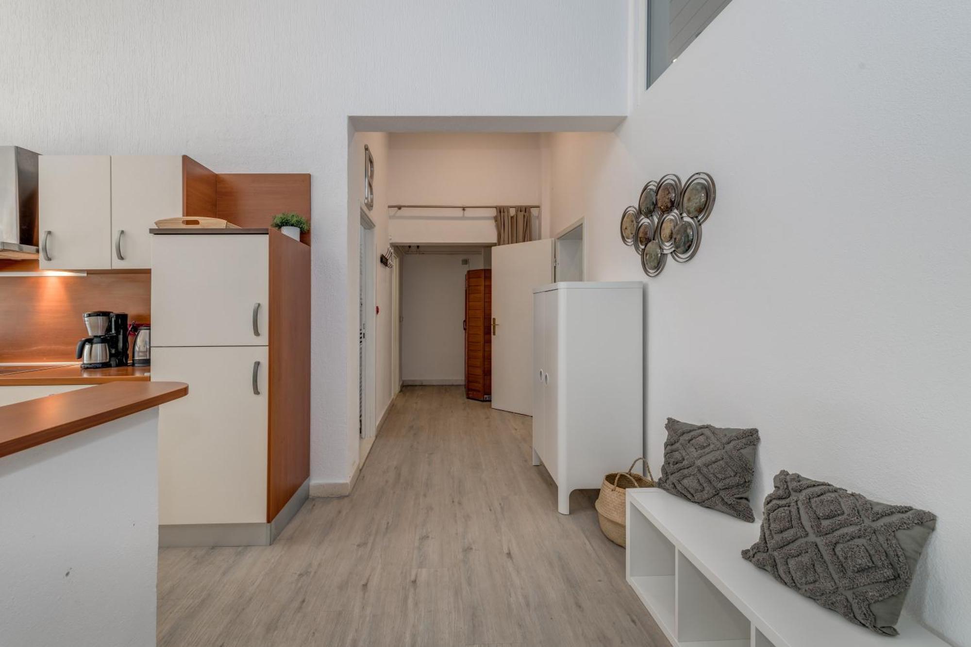 Apartments With Pool Vrdoljak Omiš Szoba fotó
