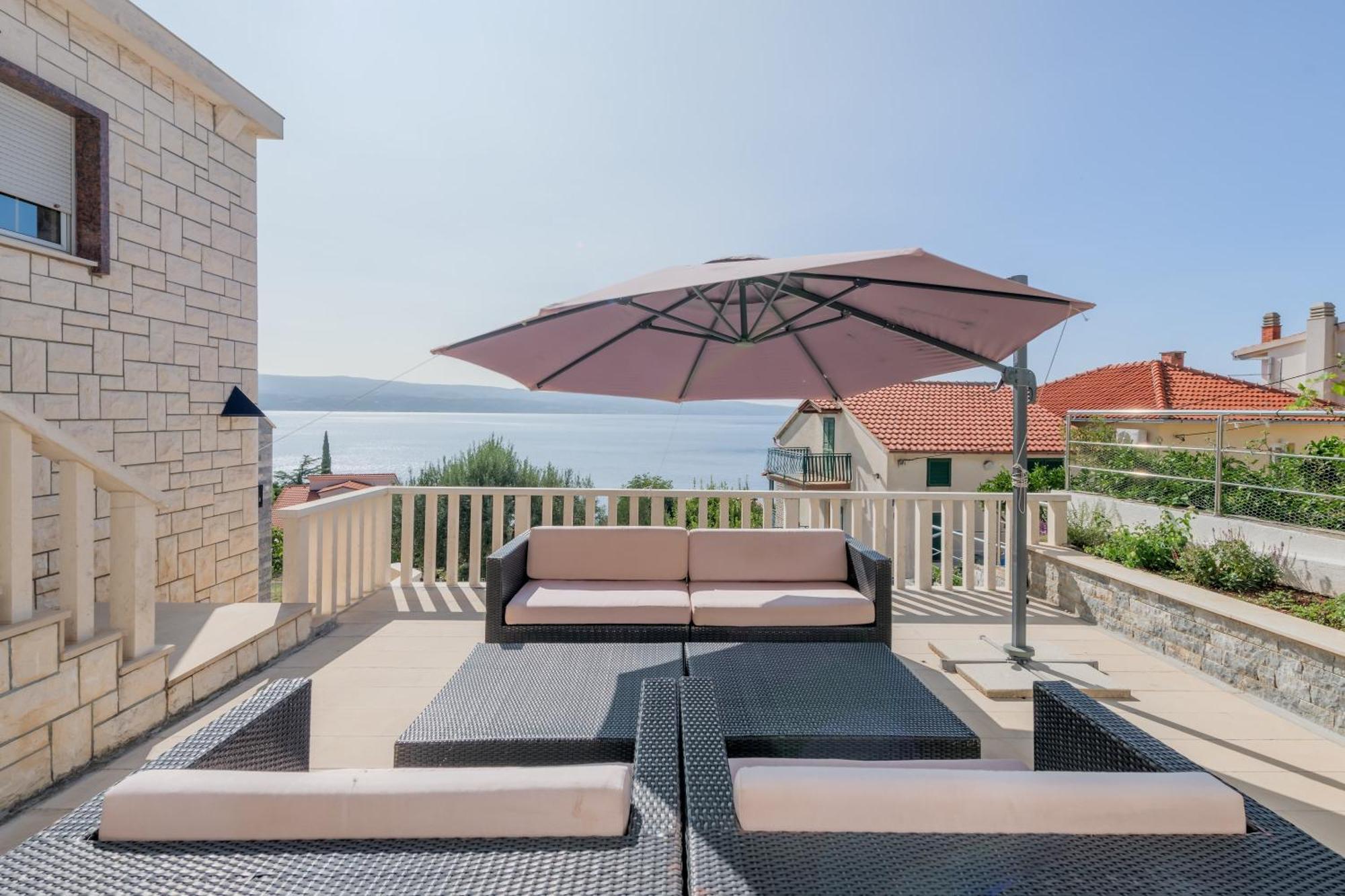Apartments With Pool Vrdoljak Omiš Szoba fotó