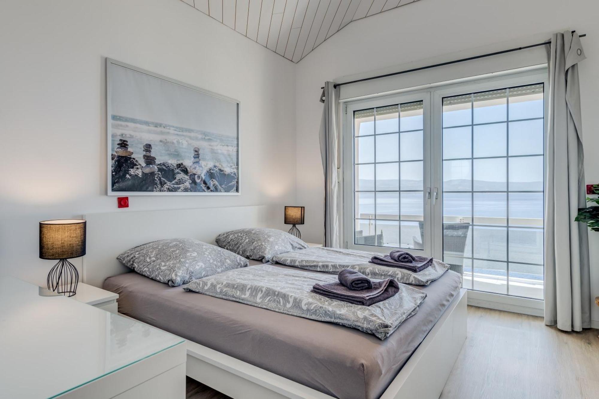 Apartments With Pool Vrdoljak Omiš Szoba fotó