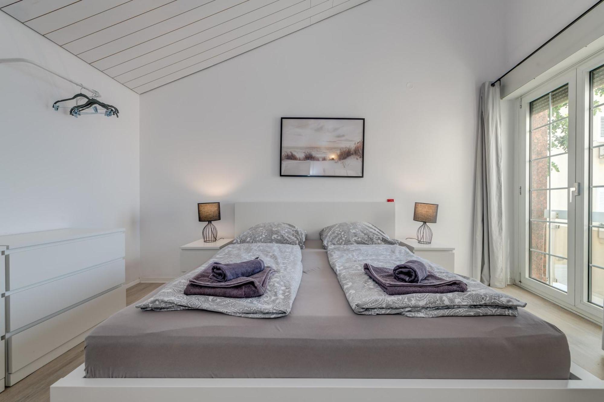 Apartments With Pool Vrdoljak Omiš Szoba fotó