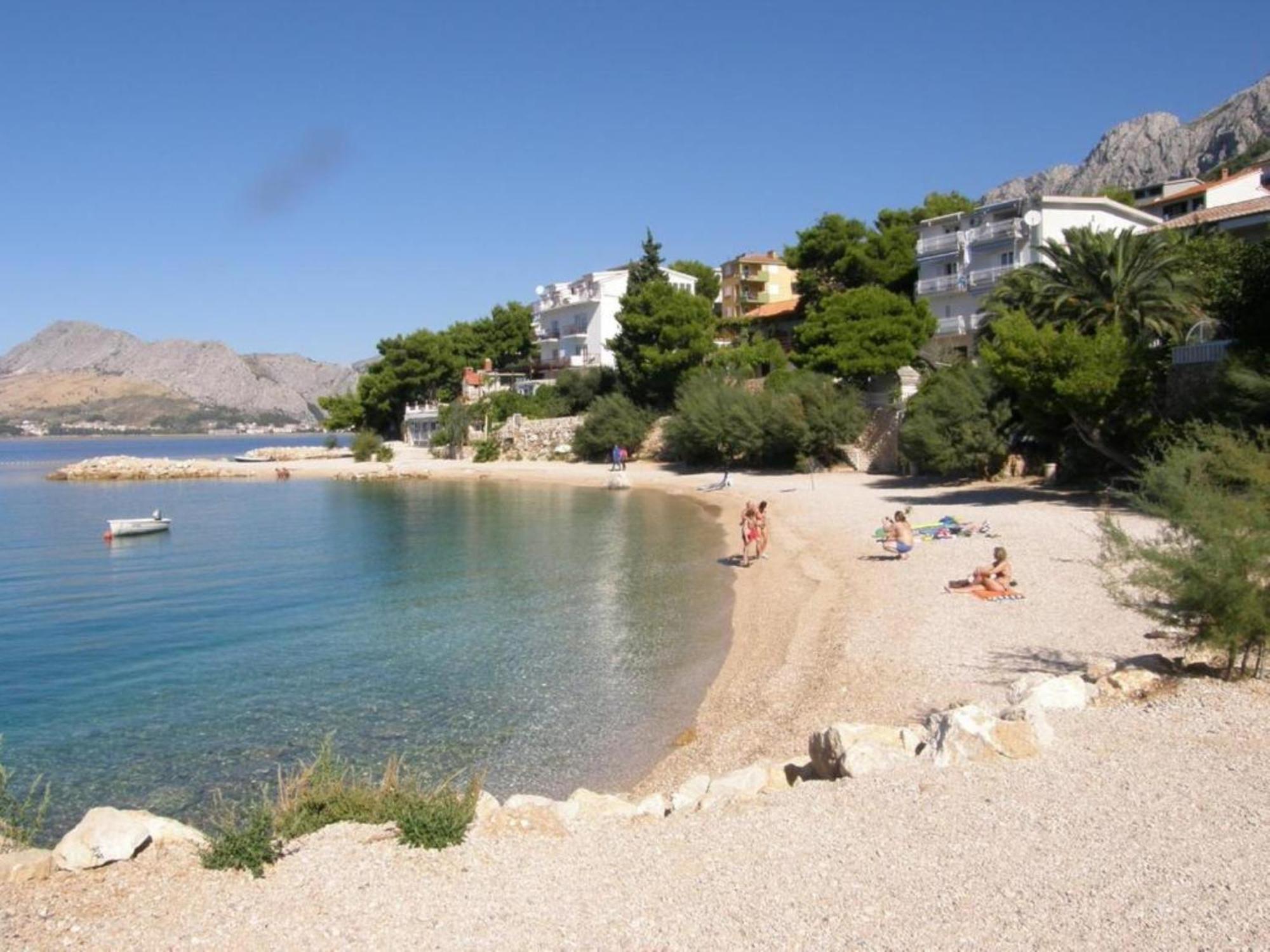 Apartments With Pool Vrdoljak Omiš Szoba fotó